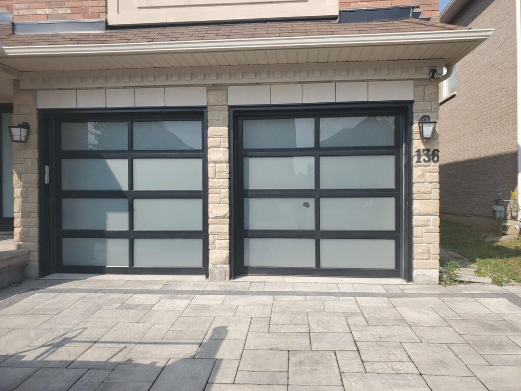 Garage door installation in Innisfil Ontario by Yitav Garage Doors